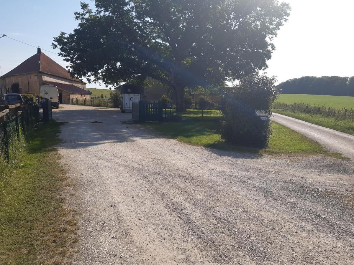 מלון Vrécourt Ferme Des Champs מראה חיצוני תמונה