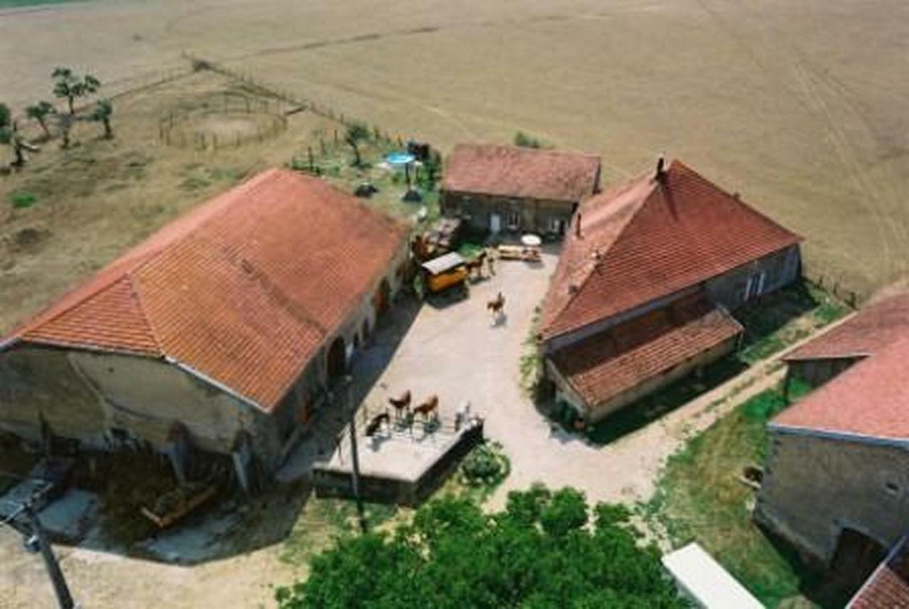 מלון Vrécourt Ferme Des Champs מראה חיצוני תמונה
